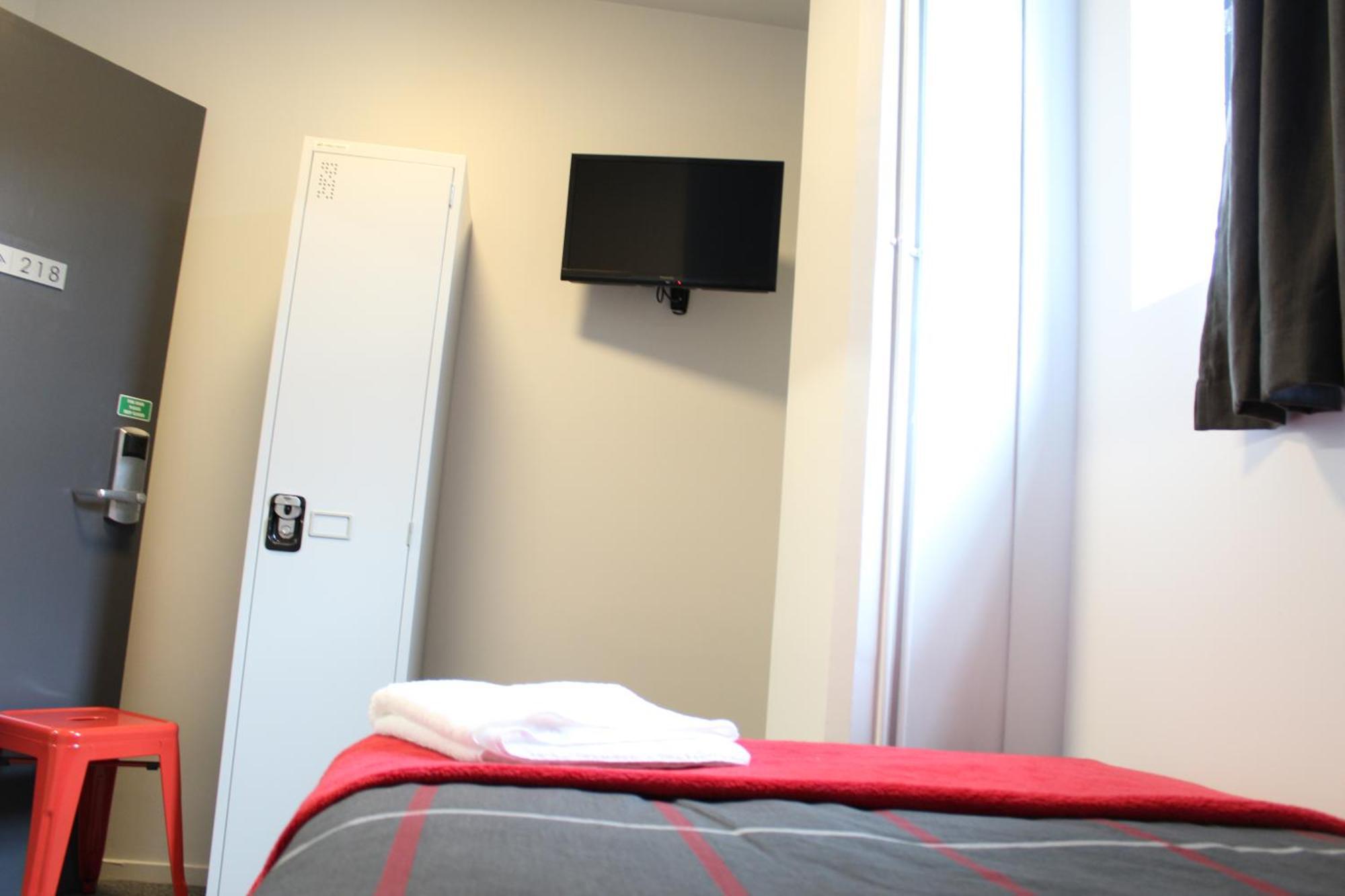 Single Room,708009718:JPEG